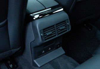 Новый Land Rover Range Rover Velar 2025 (15 фото)