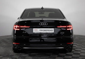 Подержанный автомобиль Audi A4 Sedan 2017 года (6 фото)
