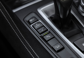 Подержанный автомобиль BMW X6 2019 года (21 фото)