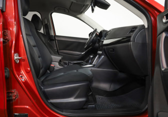 Подержанный автомобиль Mazda CX-5 2014 года (22 фото)