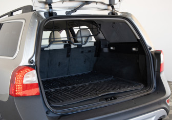 Подержанный автомобиль Volvo XC70 2012 года (19 фото)