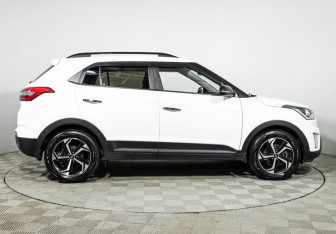 Подержанный автомобиль Hyundai Creta 2020 года (4 фото)