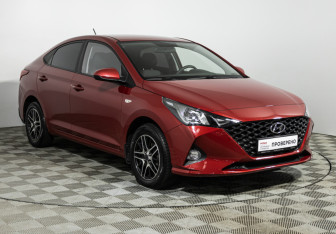 Подержанный автомобиль Hyundai Solaris Sedan 2020 года (3 фото)