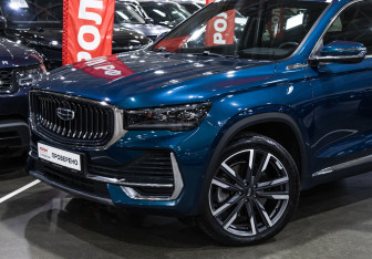 Подержанный автомобиль Geely Monjaro 2024 года (2 фото)