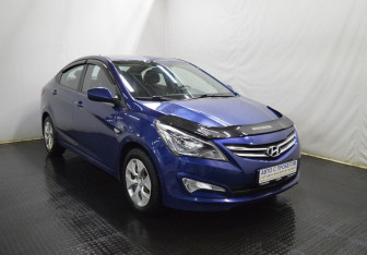 Подержанный автомобиль Hyundai Solaris Sedan 2015 года (3 фото)