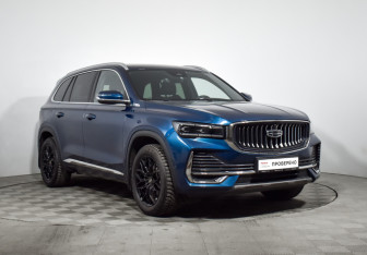 Подержанный автомобиль Geely Monjaro 2023 года (3 фото)