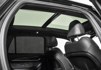 Подержанный автомобиль Geely Monjaro 2024 года (21 фото)