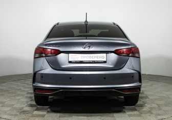 Подержанный автомобиль Hyundai Solaris Sedan 2020 года (6 фото)
