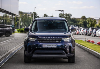 Подержанный автомобиль Land Rover Discovery 2019 года (4 фото)