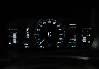 Подержанный автомобиль Volvo XC90 2019 года (12 фото)