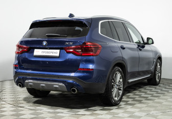 Подержанный автомобиль BMW X3 2018 года (5 фото)