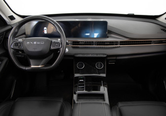 Подержанный автомобиль Exeed LX 2022 года (11 фото)
