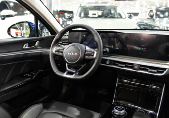 Новый Kia K5 2024 (19 фото)