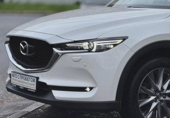 Подержанный автомобиль Mazda CX-5 2020 года (6 фото)
