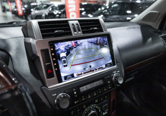 Подержанный автомобиль Toyota Land Cruiser Prado 2014 года (16 фото)