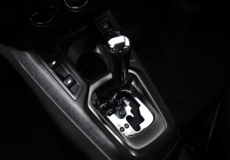 Подержанный автомобиль Peugeot 301 2013 года (10 фото)
