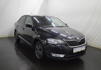Подержанный автомобиль Skoda Rapid Liftback 2016 года (3 фото)