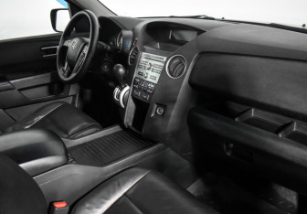 Подержанный автомобиль Honda Pilot 2008 года (16 фото)