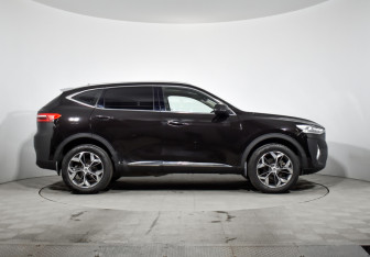 Подержанный автомобиль Haval F7 2021 года (4 фото)