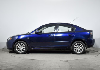 Подержанный автомобиль Mazda 3 Sedan 2008 года (8 фото)