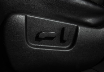 Подержанный автомобиль Nissan X-Trail 2010 года (18 фото)