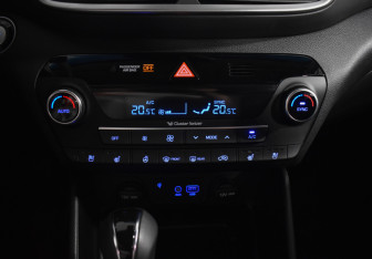 Подержанный автомобиль Hyundai Tucson 2018 года (16 фото)