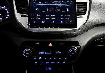 Подержанный автомобиль Hyundai Tucson 2017 года (16 фото)