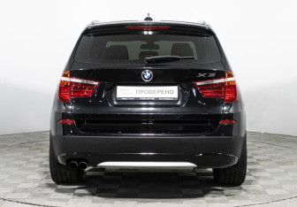Подержанный автомобиль BMW X3 2012 года (6 фото)