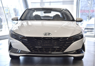 Новый Hyundai Elantra Sedan 2026 (2 фото)