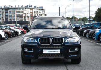 Подержанный автомобиль BMW X6 2013 года (2 фото)