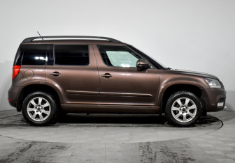 Подержанный автомобиль Skoda Yeti 2014 года (4 фото)