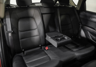 Подержанный автомобиль Mazda CX-5 2020 года (24 фото)