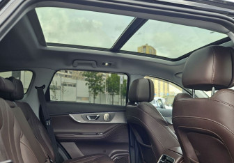 Подержанный автомобиль Chery Tiggo 8 Pro Max 2023 года (12 фото)