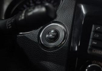 Подержанный автомобиль Nissan X-Trail 2019 года (19 фото)