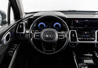 Подержанный автомобиль Kia Sorento 2020 года (13 фото)