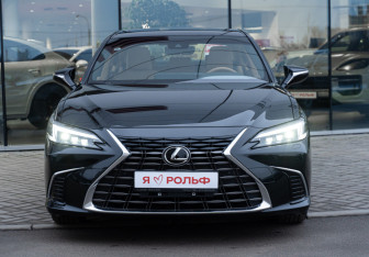 Новый Lexus ES 2025 (2 фото)