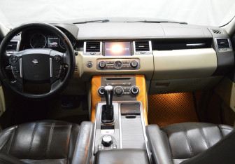 Подержанный автомобиль Land Rover Range Rover Sport 2010 года (14 фото)