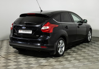 Подержанный автомобиль Ford Focus Hatchback 2014 года (5 фото)