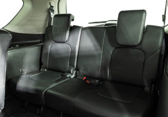 Подержанный автомобиль Infiniti QX80 2018 года (29 фото)