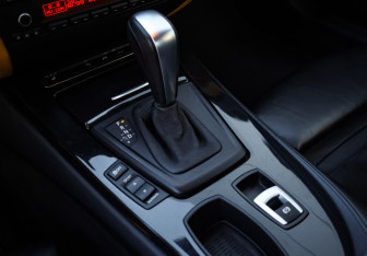 Подержанный автомобиль BMW Z4 Roadster 2011 года (23 фото)