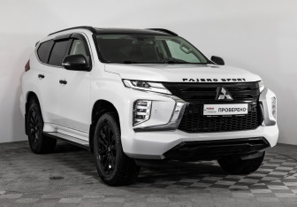 Подержанный автомобиль Mitsubishi Pajero Sport 2020 года (4 фото)