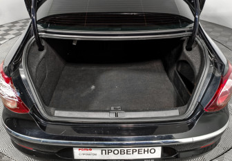 Подержанный автомобиль Volkswagen Passat CC 2011 года (18 фото)