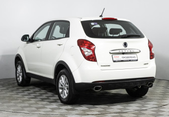 Подержанный автомобиль SsangYong Actyon 2013 года (7 фото)