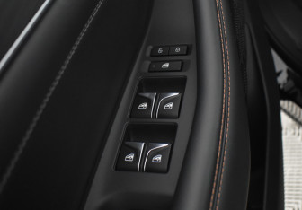 Подержанный автомобиль Changan UNI-K 2022 года (20 фото)