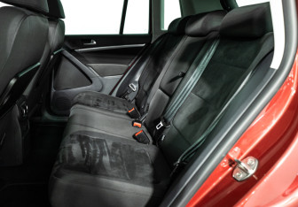 Подержанный автомобиль Volkswagen Tiguan 2012 года (10 фото)