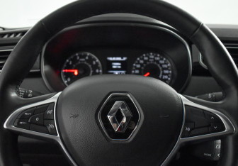 Подержанный автомобиль Renault Arkana 2019 года (19 фото)