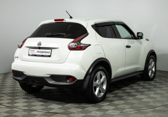 Подержанный автомобиль Nissan Juke 2014 года (5 фото)