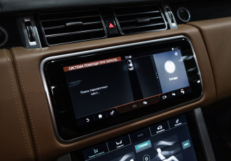 Подержанный автомобиль Land Rover Range Rover 2021 года (21 фото)