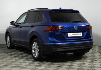 Подержанный автомобиль Volkswagen Tiguan 2019 года (7 фото)