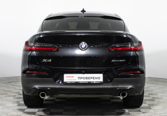 Подержанный автомобиль BMW X4 2019 года (6 фото)